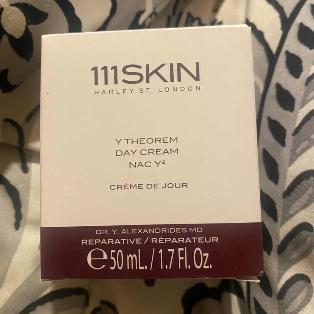 111 Skin Y Theorem day cream NAC Y2